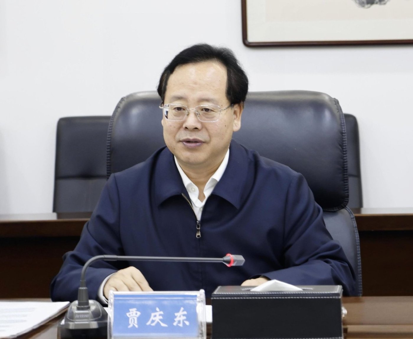 1762505979649094723.jpg auto